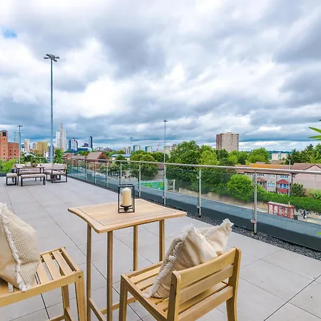 - Penthouse Vibes, Roof Terrace 3 Bed Sleeps 6 *