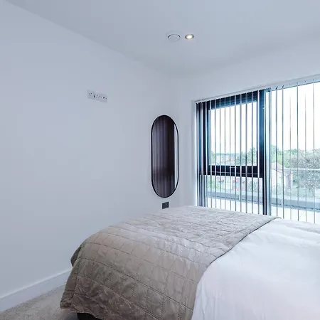 - Penthouse Vibes, Roof Terrace 3 Bed Sleeps 6
