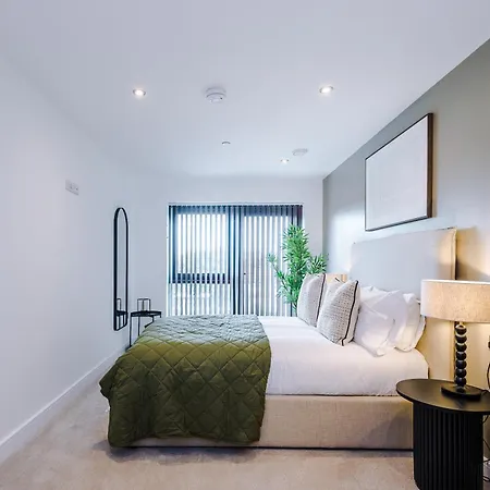- Penthouse Vibes, Roof Terrace 3 Bed Sleeps 6 利兹