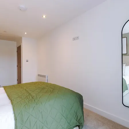 - Penthouse Vibes, Roof Terrace 3 Bed Sleeps 6 利兹