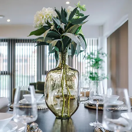 Lejlighed - Penthouse Vibes, Roof Terrace 3 Bed Sleeps 6 Leeds (West Yorkshire)