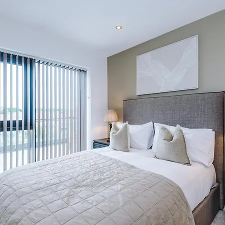 - Penthouse Vibes, Roof Terrace 3 Bed Sleeps 6 Lejlighed