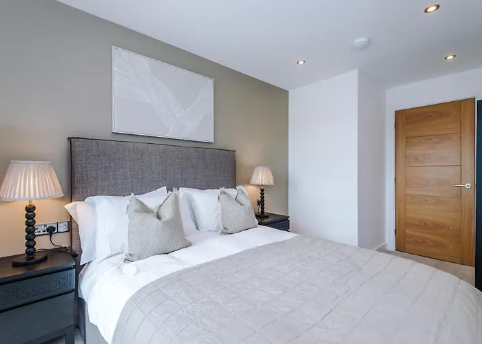 Appartement - Penthouse Vibes, Roof Terrace 3 Bed Sleeps 6 Leeds (West Yorkshire)