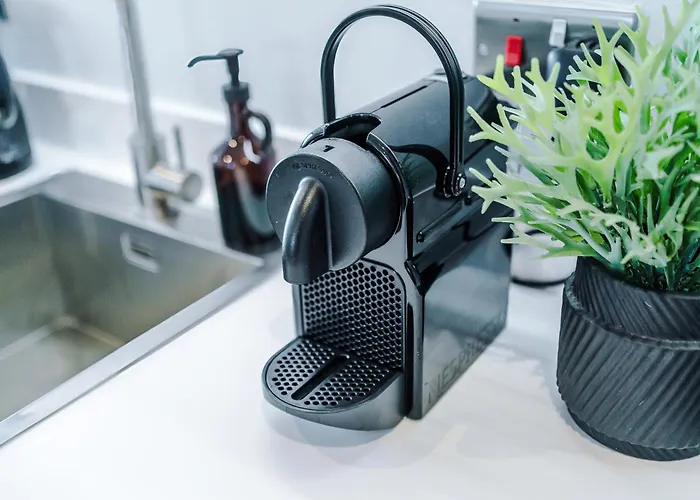 - Penthouse Vibes, Roof Terrace 3 Bed Sleeps 6 *