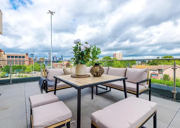 Appartement - Penthouse Vibes, Roof Terrace 3 Bed Sleeps 6 Leeds (West Yorkshire)