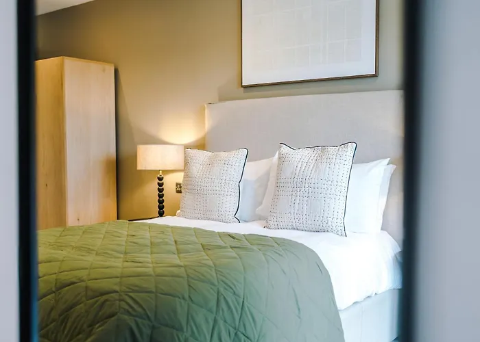 - Penthouse Vibes, Roof Terrace 3 Bed Sleeps 6